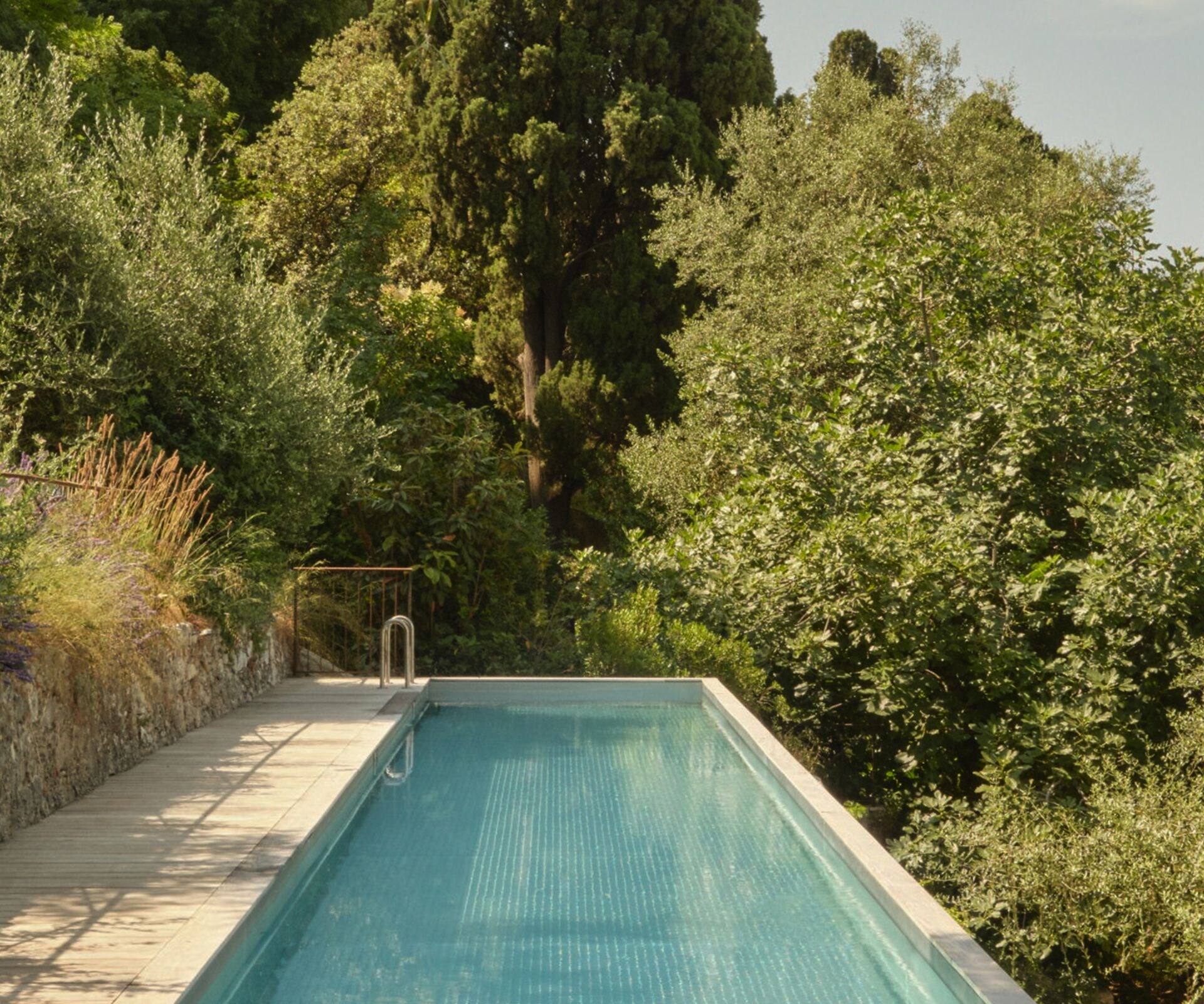 20 meters lap pool with a view