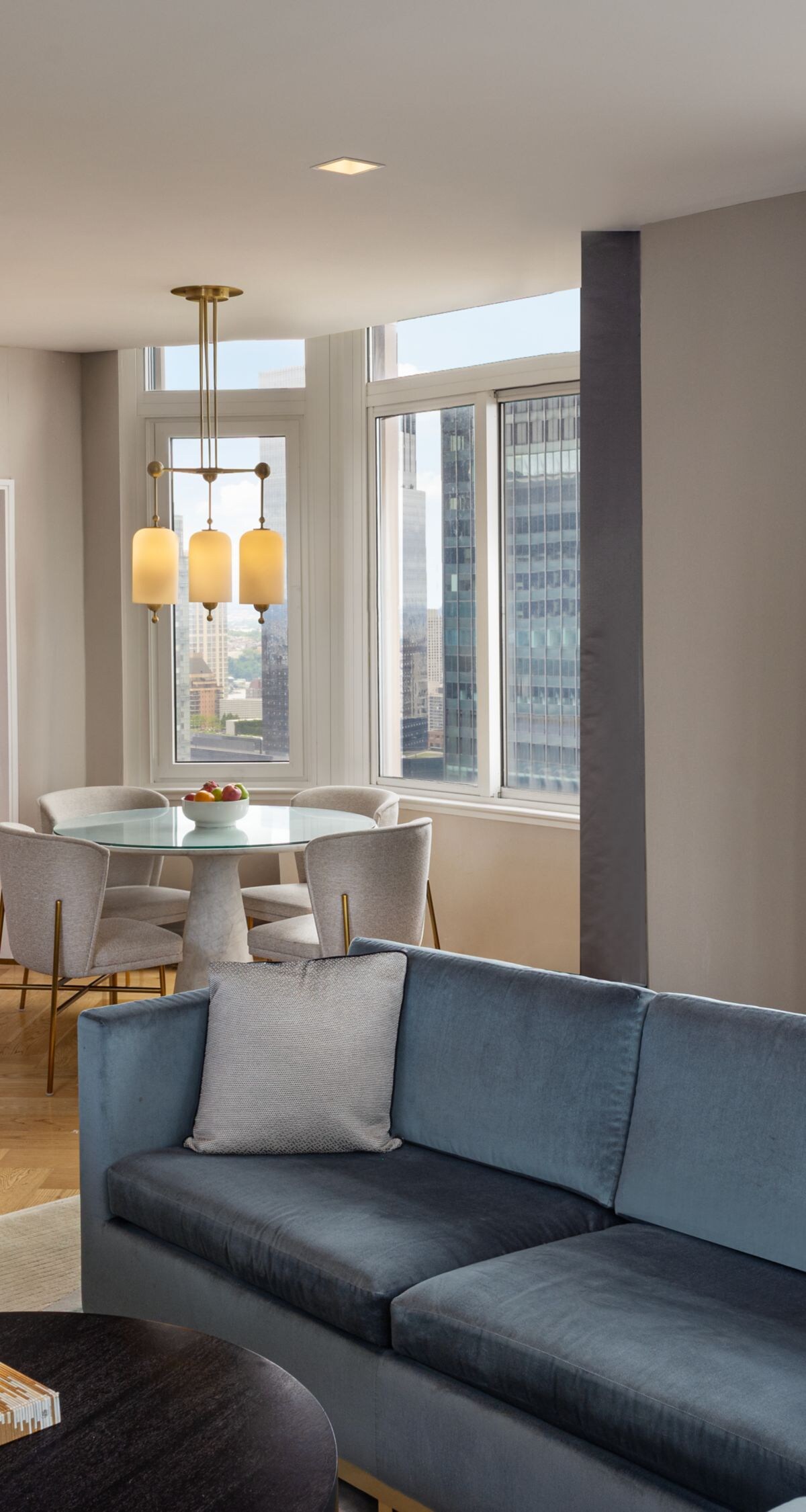 Living and dining area in Sky Suite