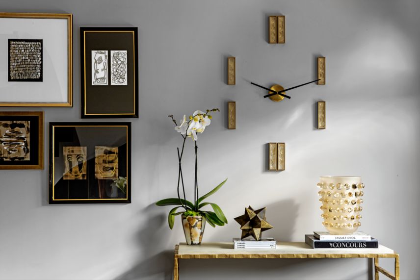 Suite Lalique - Détails d'une horloge