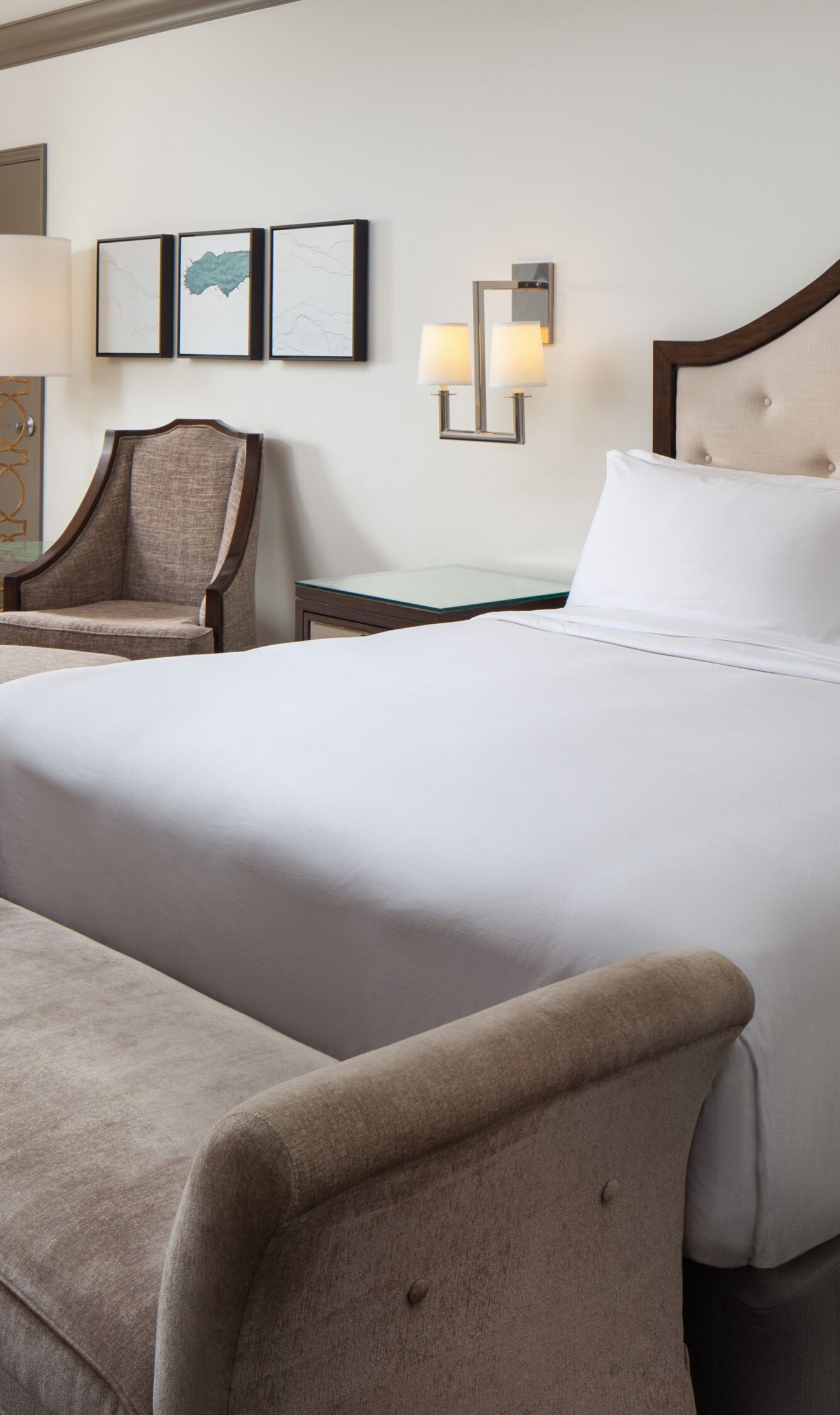 Executive Suite Bedroom 