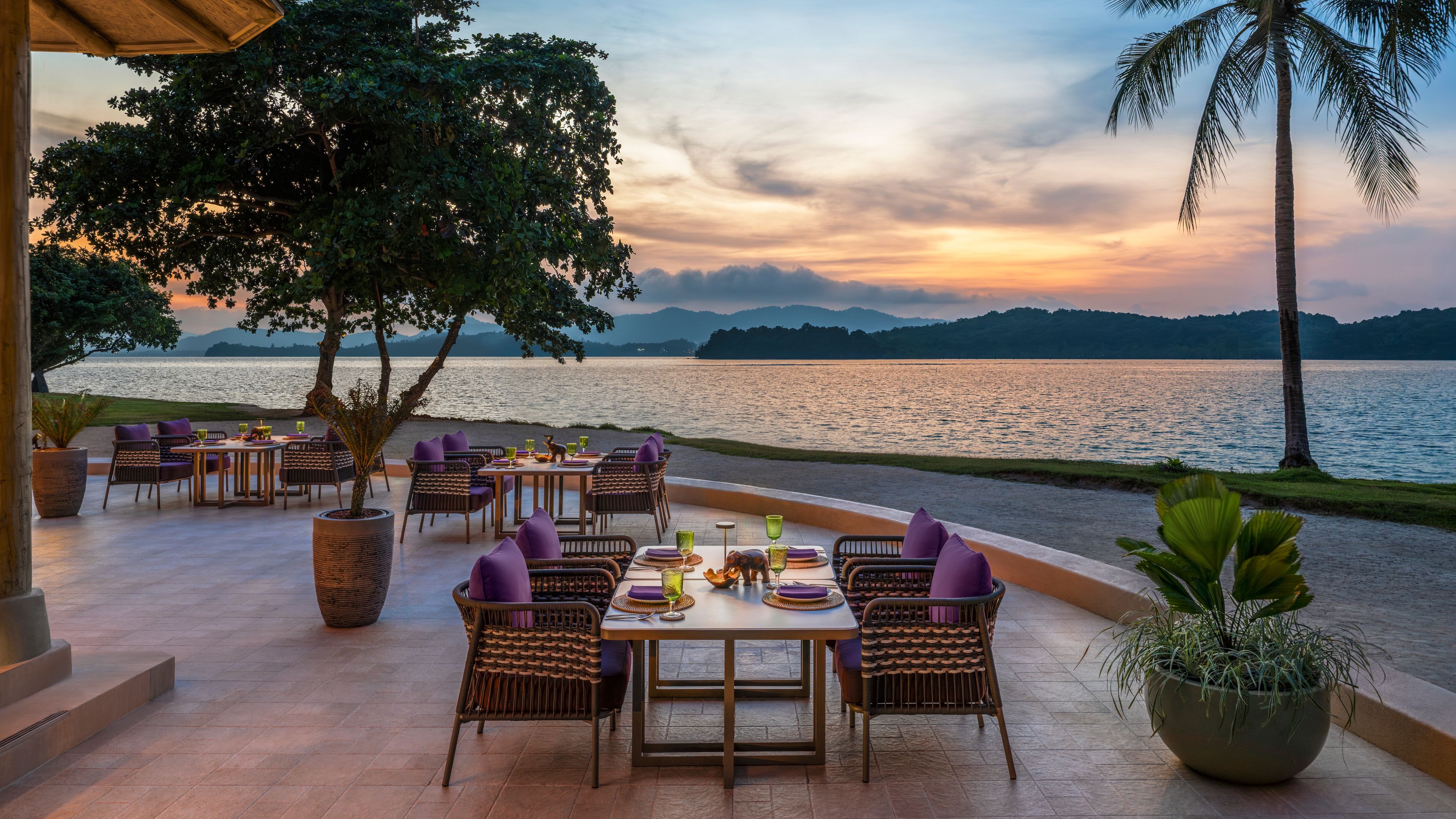 Experience Dining Package