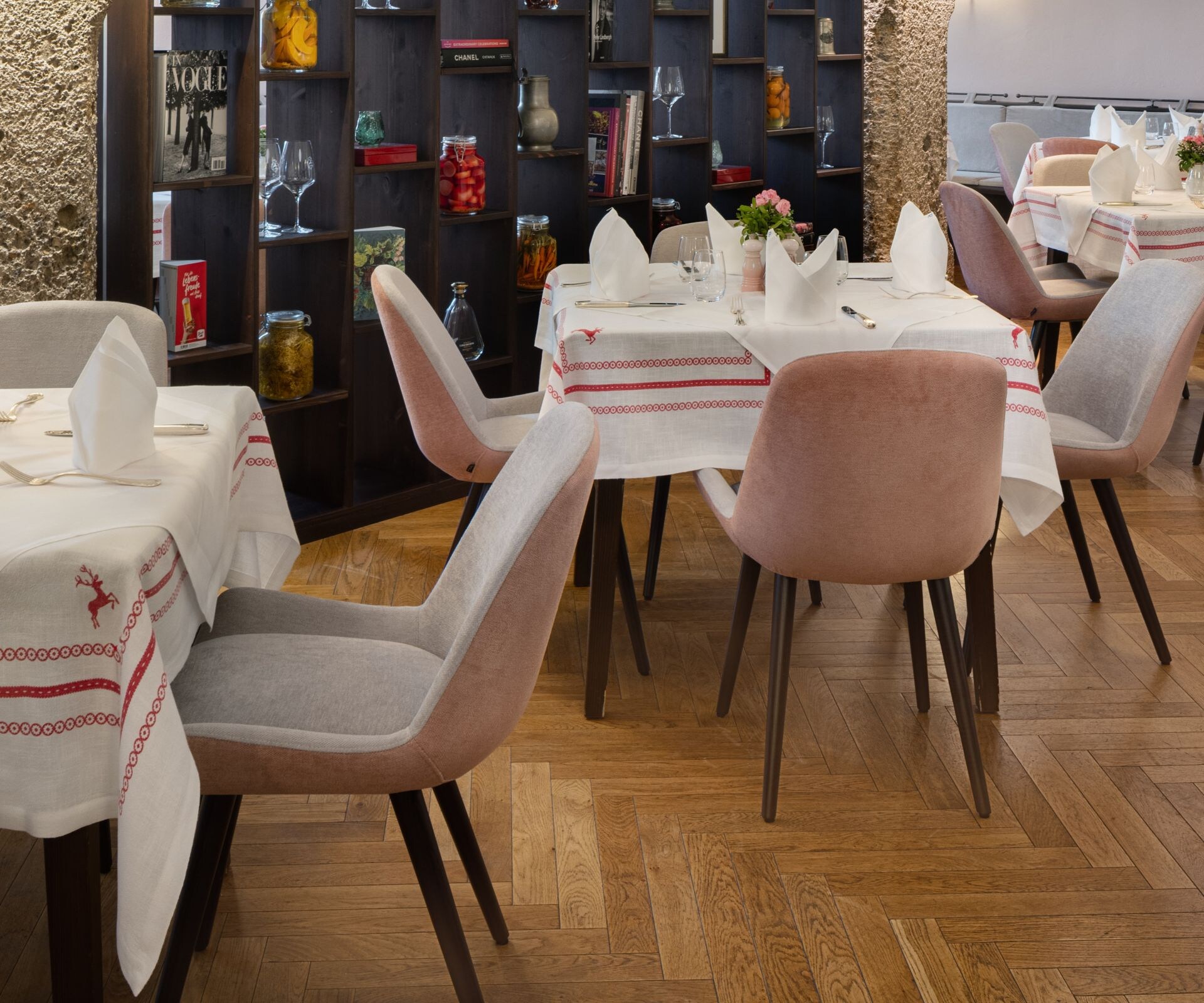 Restaurant with vaulted ceilings and decor