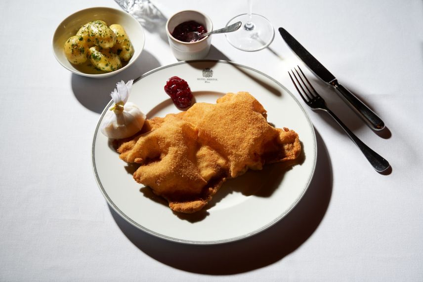 Fried escalope of veal 