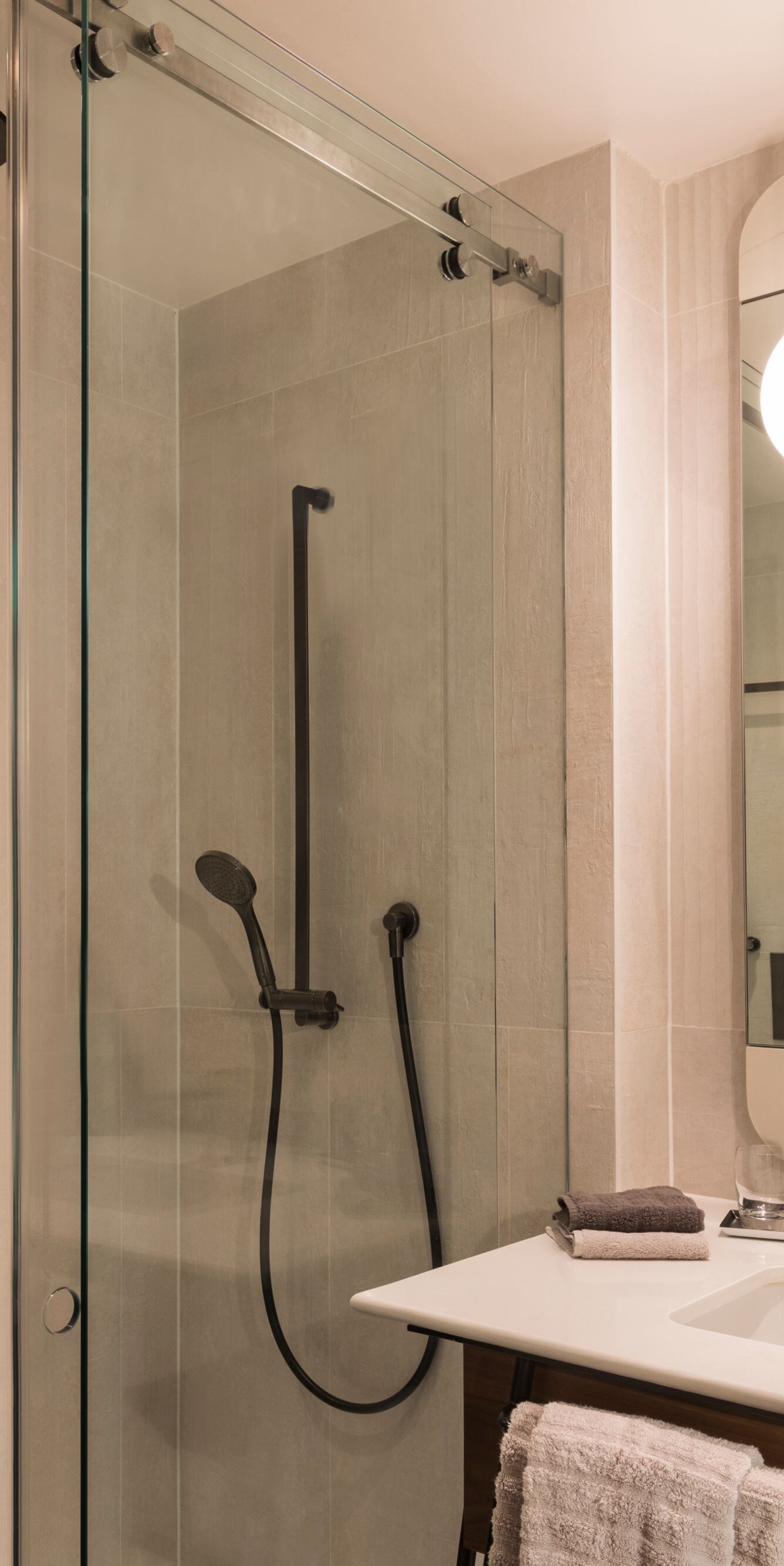 Spacious King Bathroom