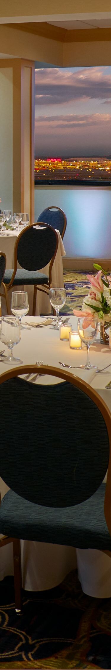 Dinner event round tables
