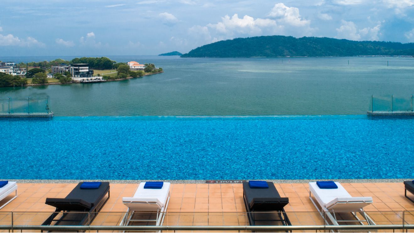 Soak up the sun at our infinity pool on the 8th floor.