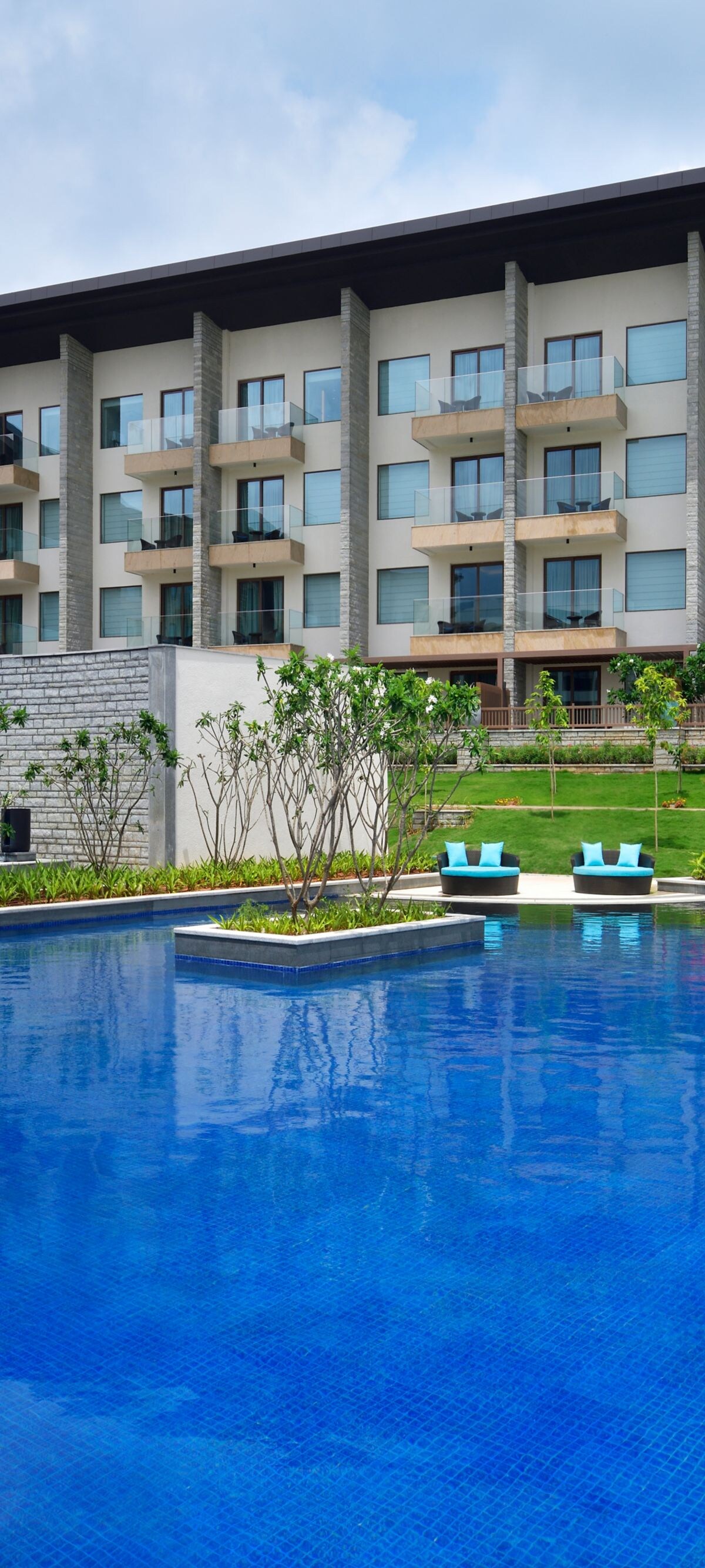 Flamingo Pool bar