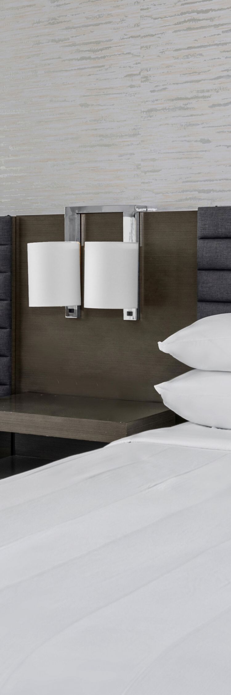 Guest room with two double beds