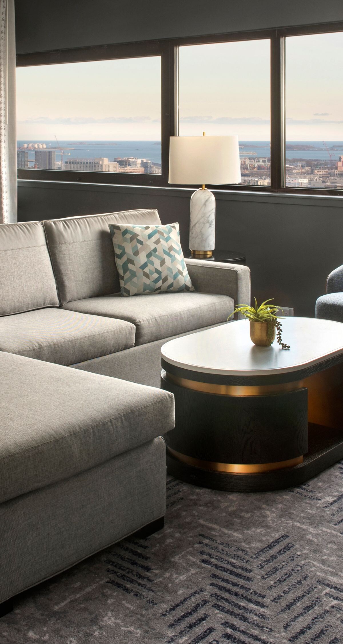 Executive Suite – Living Room 