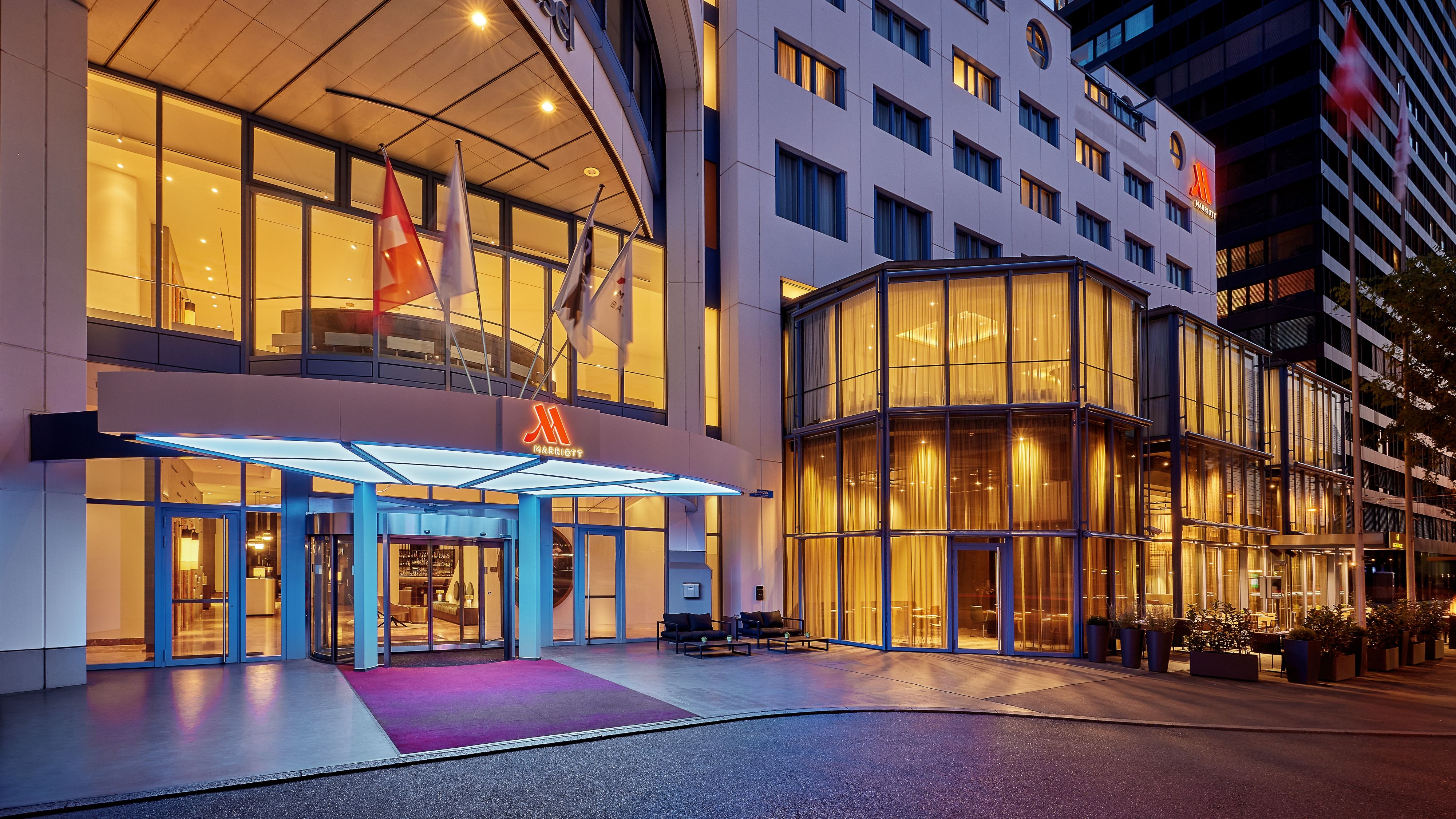 where to stay hotel image