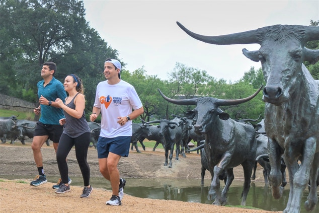 Running tour through Cowboys and Cattle statues