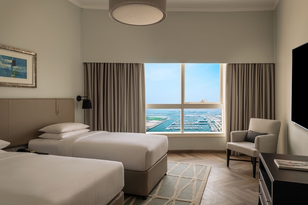 Twin Bedroom with views of Palm Jumeirah Island