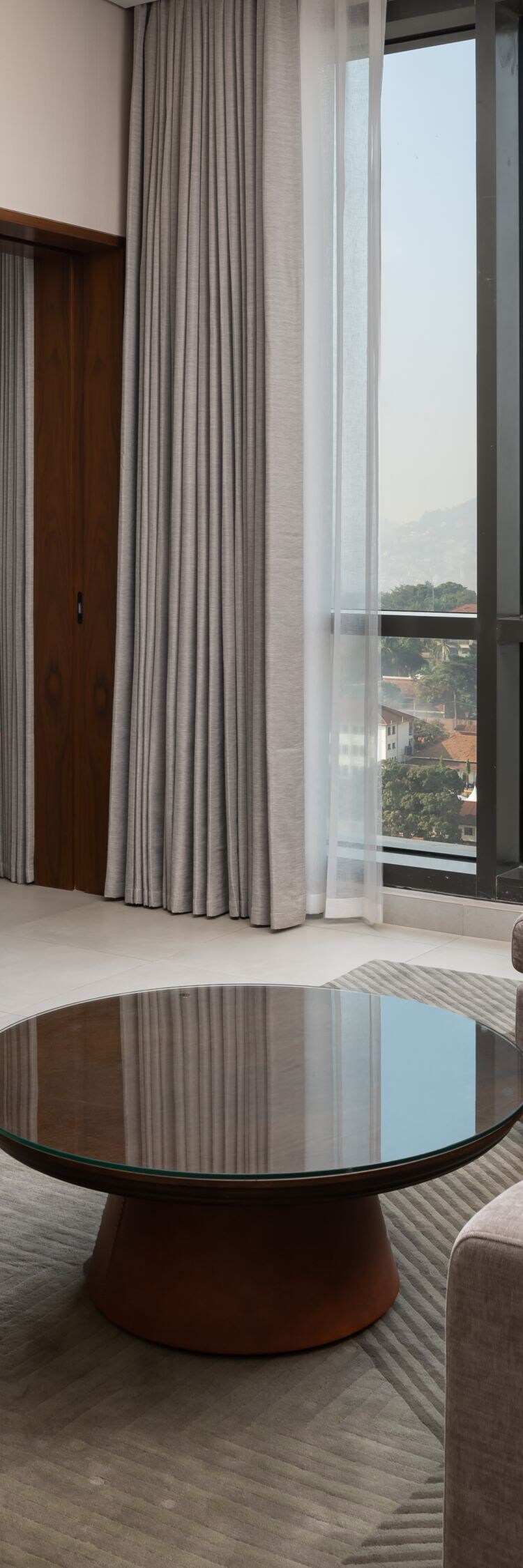 Suite living area with city view