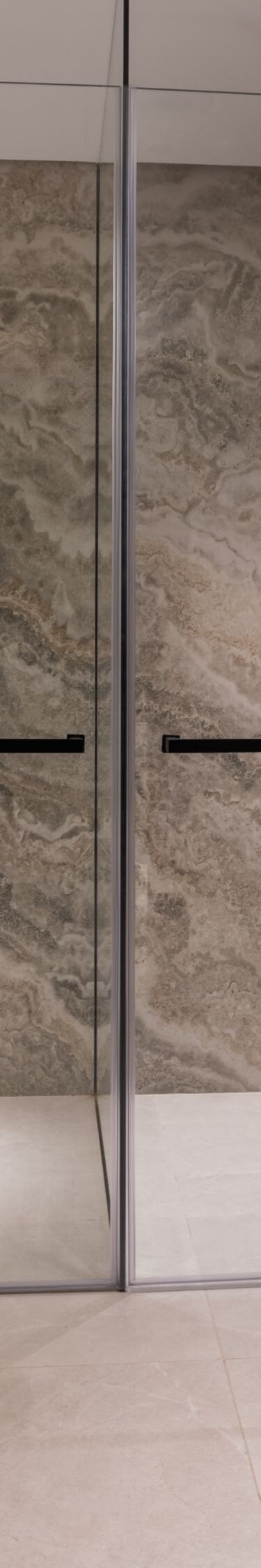 Bathroom with marble and freestanding tub