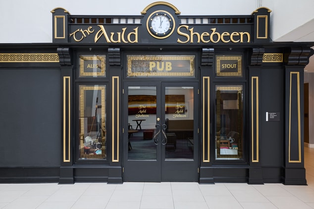 The Auld Shebeen Pub Sign and Entrance