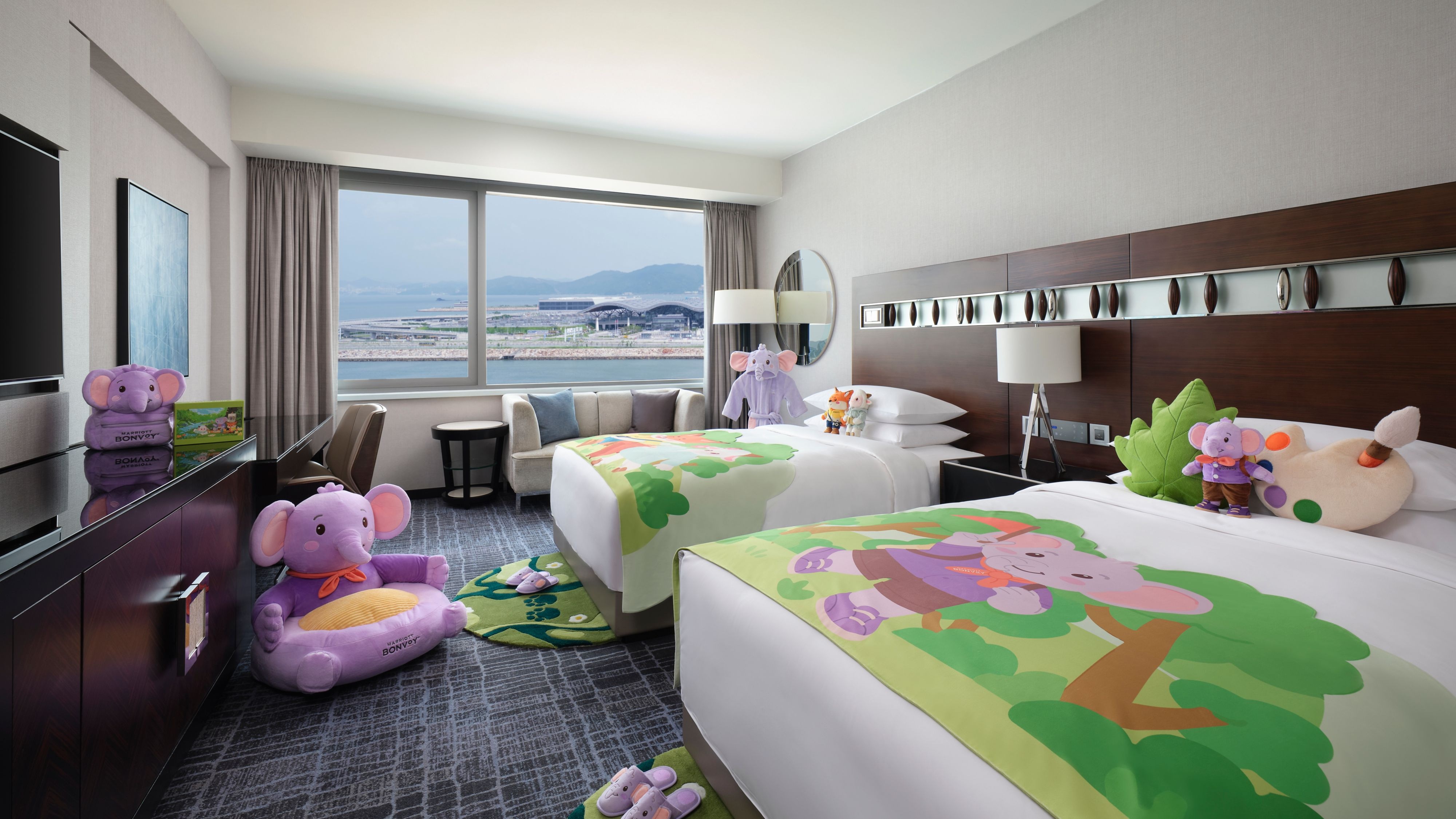 Marriott Bonvoy Squad Family Room