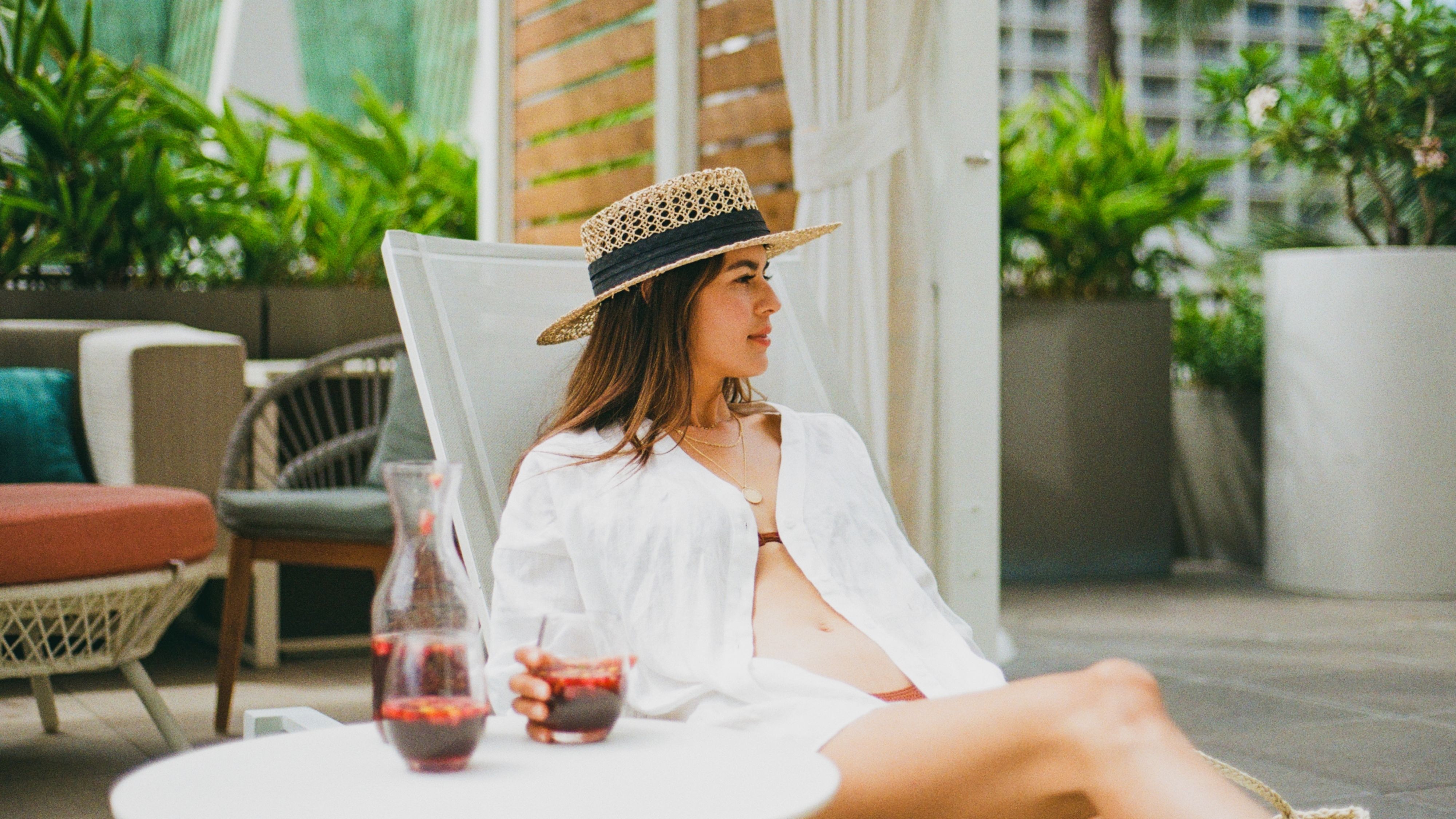 Cabanas and Daybeds