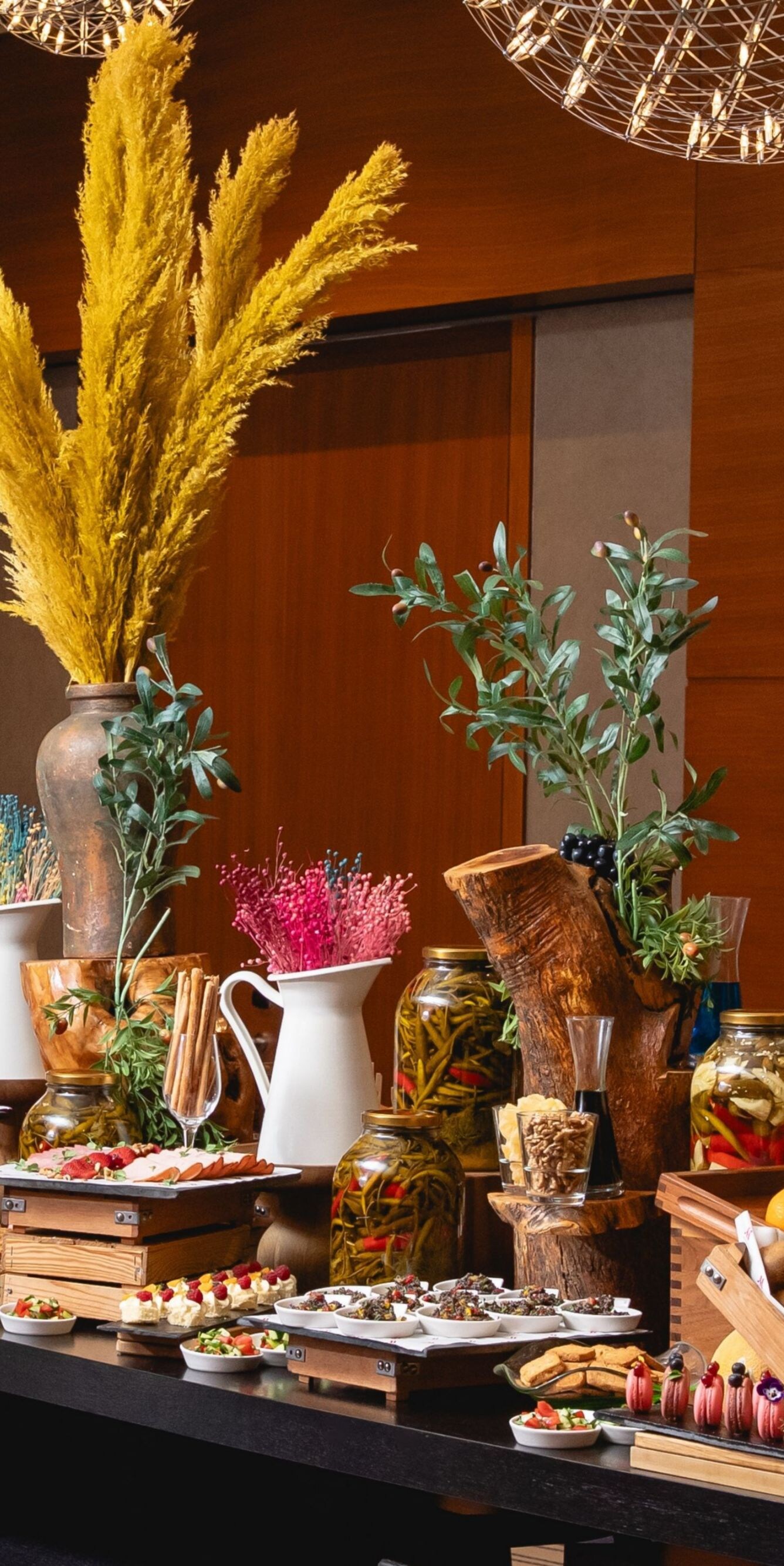 أجواء دافئة وترحيبية.