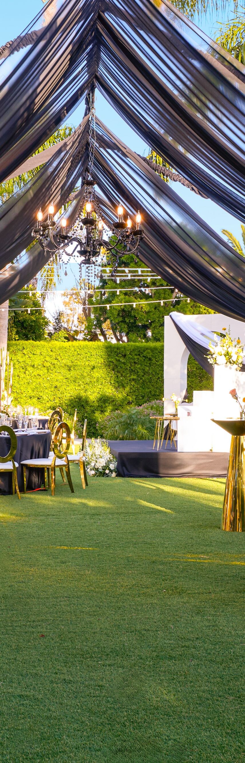 Outdoor meeting space in Torrance