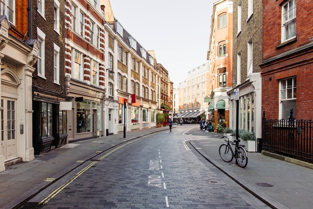 Shops and Cafes in Marylebone near Hotel