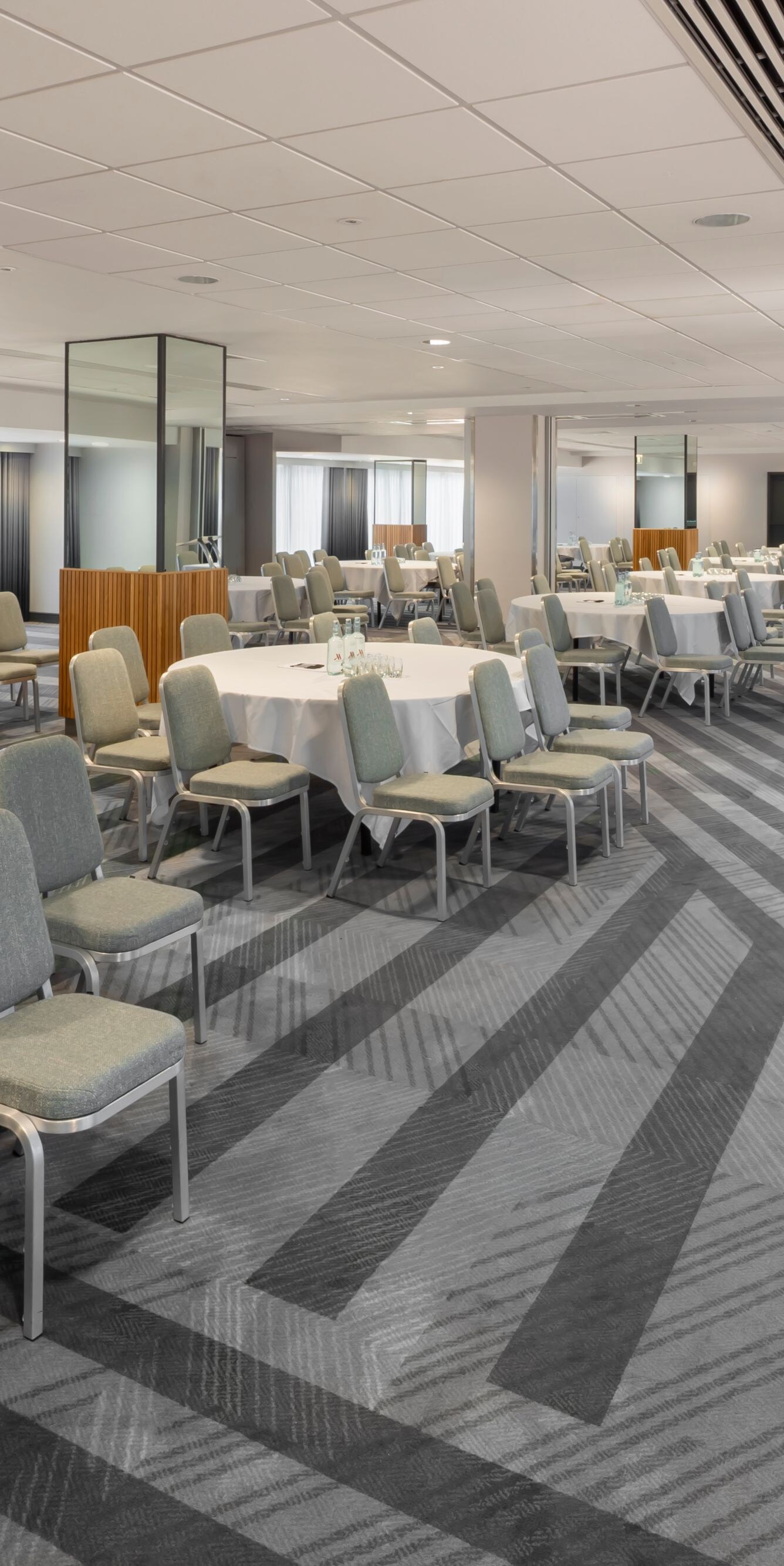 Piccadilly Suite with round event tables