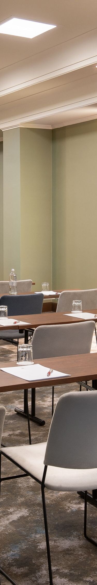 Meeting Room - Parini - classroom