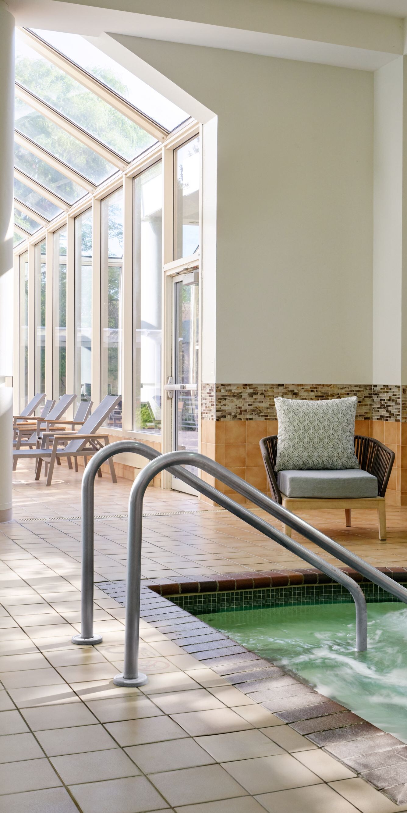 Whirlpool spa adjacent to pool