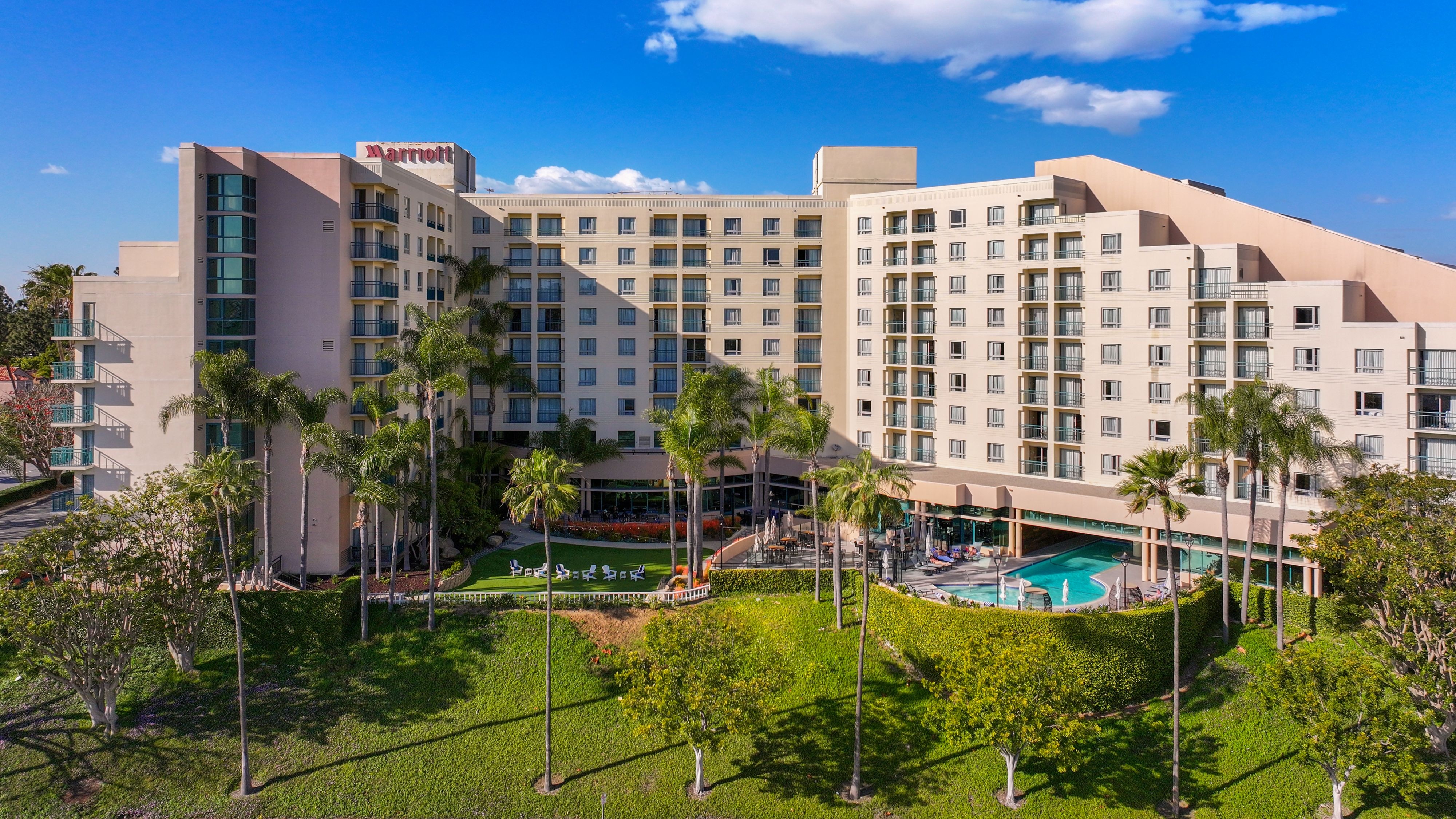 Park & Stay at Newport Beach Marriott Bayview