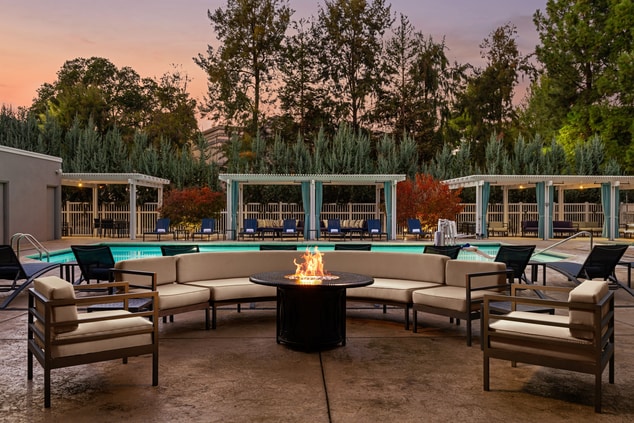 Firepit at outdoor pool