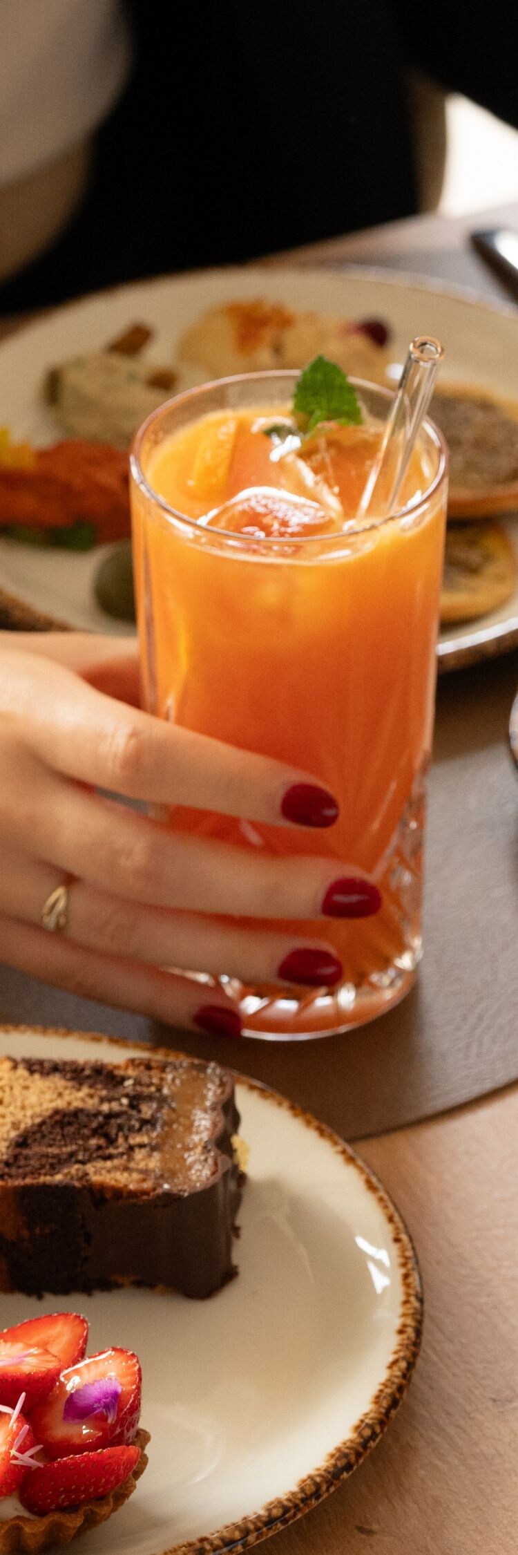 Culinary Elegance on the Champs-Élysées 