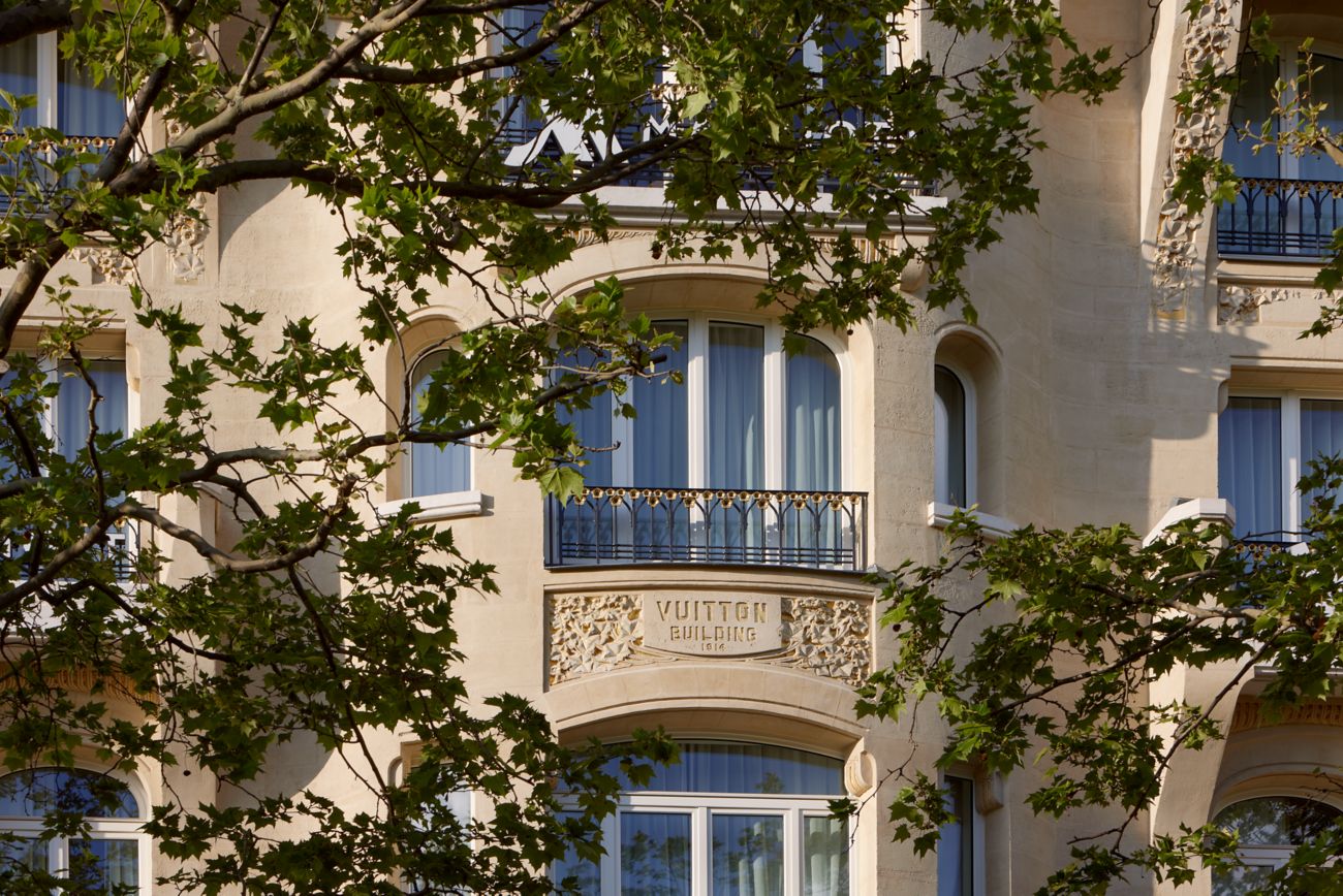 L'emplacement de l'hôtel est le berceau de l'enseigne Louis Vuitton.