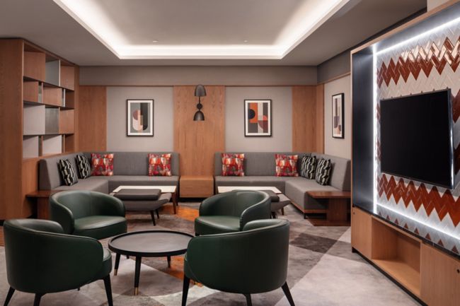 Prague Marriott Hotel - M Club Lounge