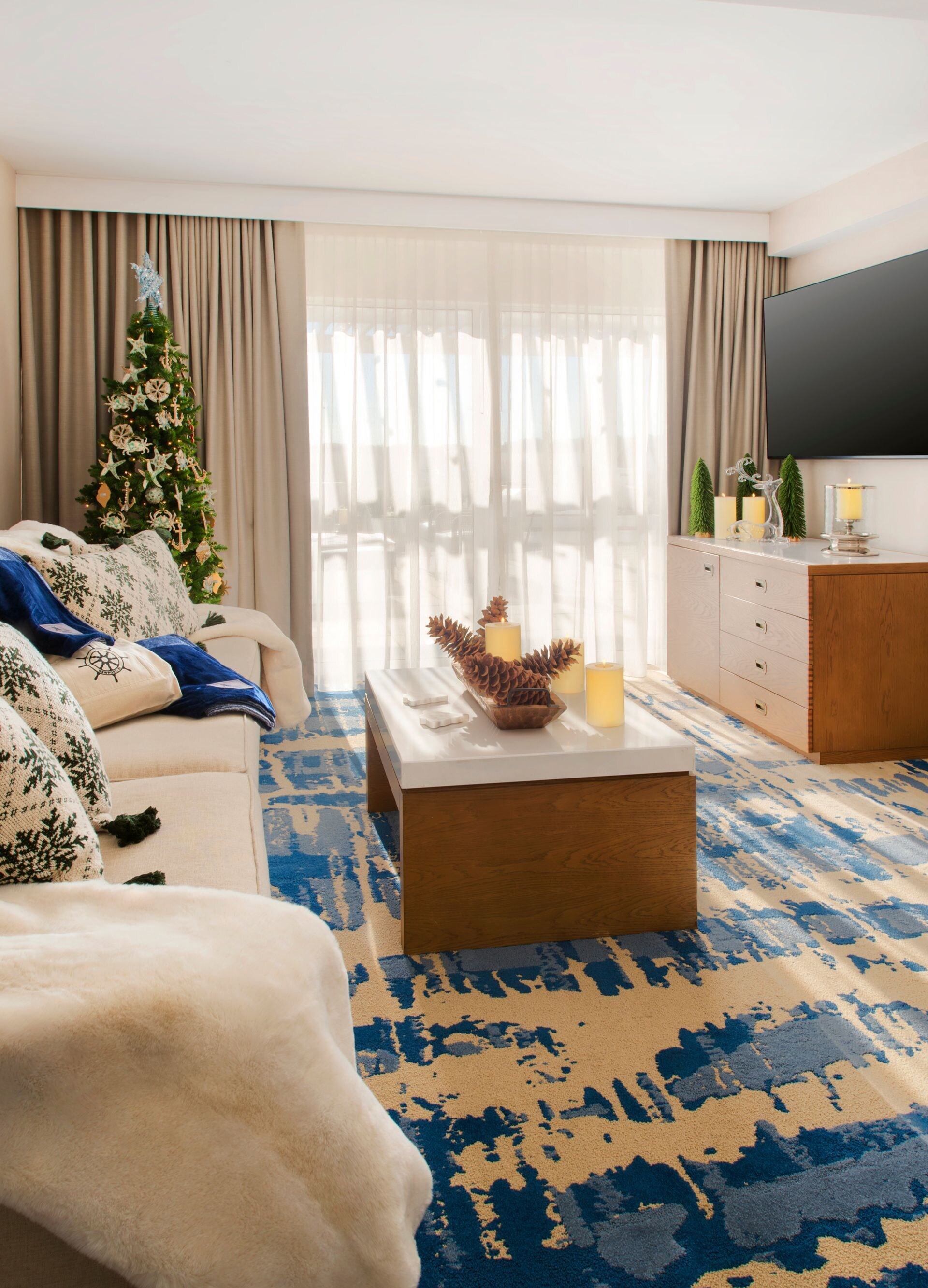 Suite Living Room / Winter