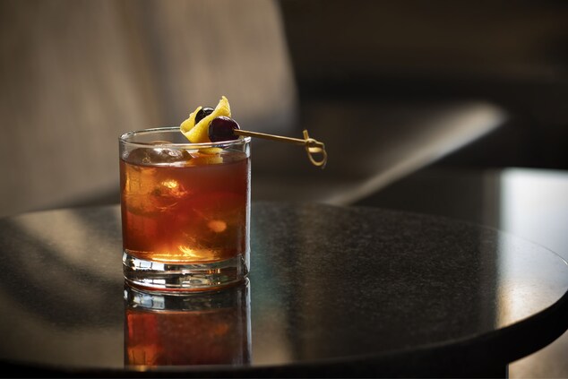 The View Lounge - Old Fashioned