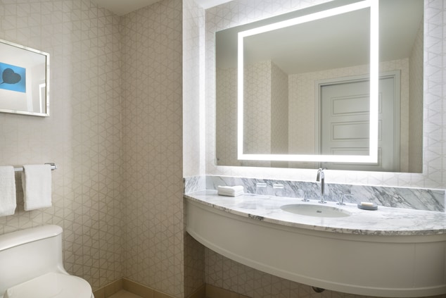 Single vanity sink, mirror with built-in lighting