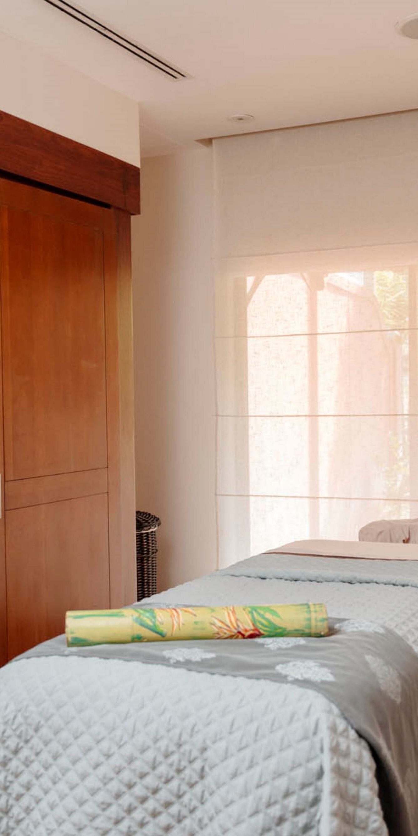 Sala de spa, cama, toalla, mobiliario