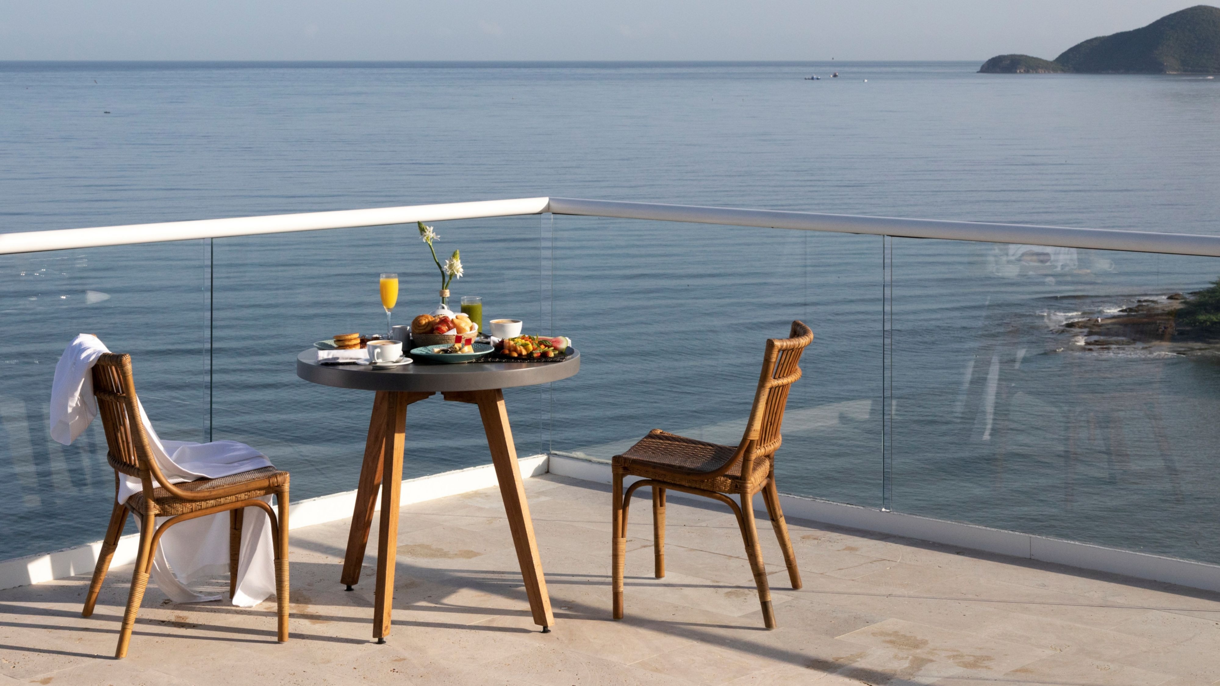 Special rate La Perla
