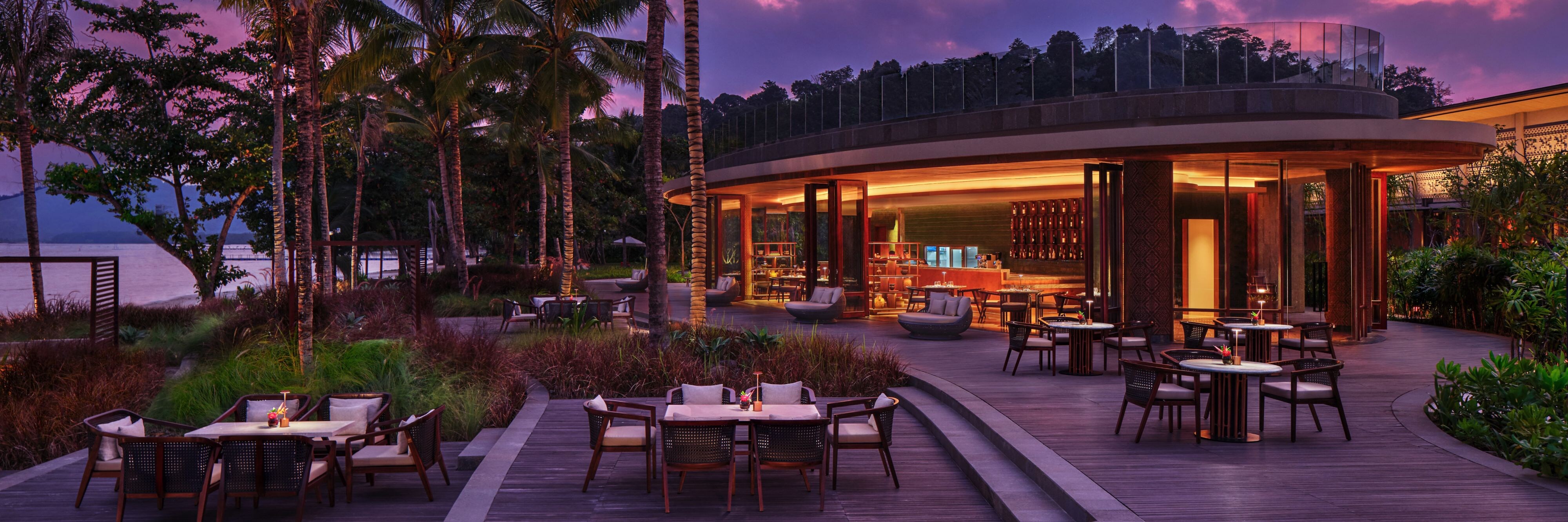 Starlit Dinner by The Beach in Pesawaran Regency, Lampung | Marriott ...
