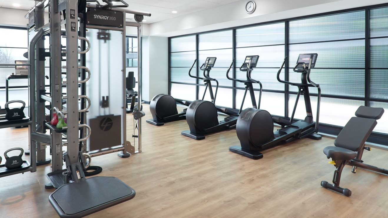Fitness room with cardio and cross-training