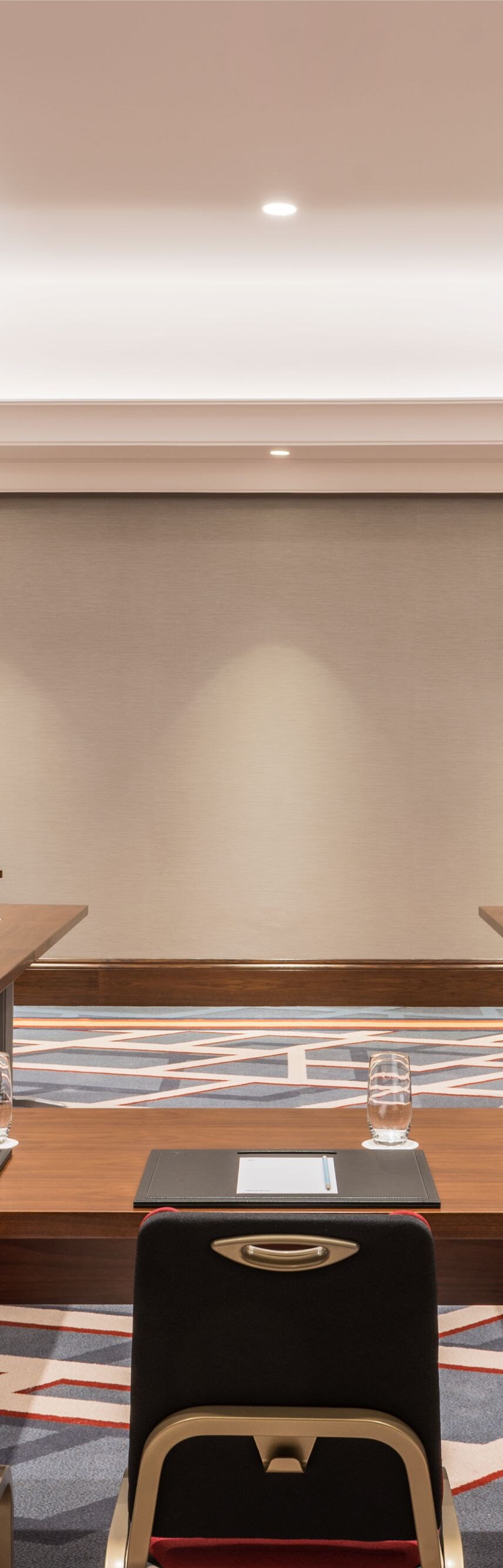 Al Buraimi Meeting Room