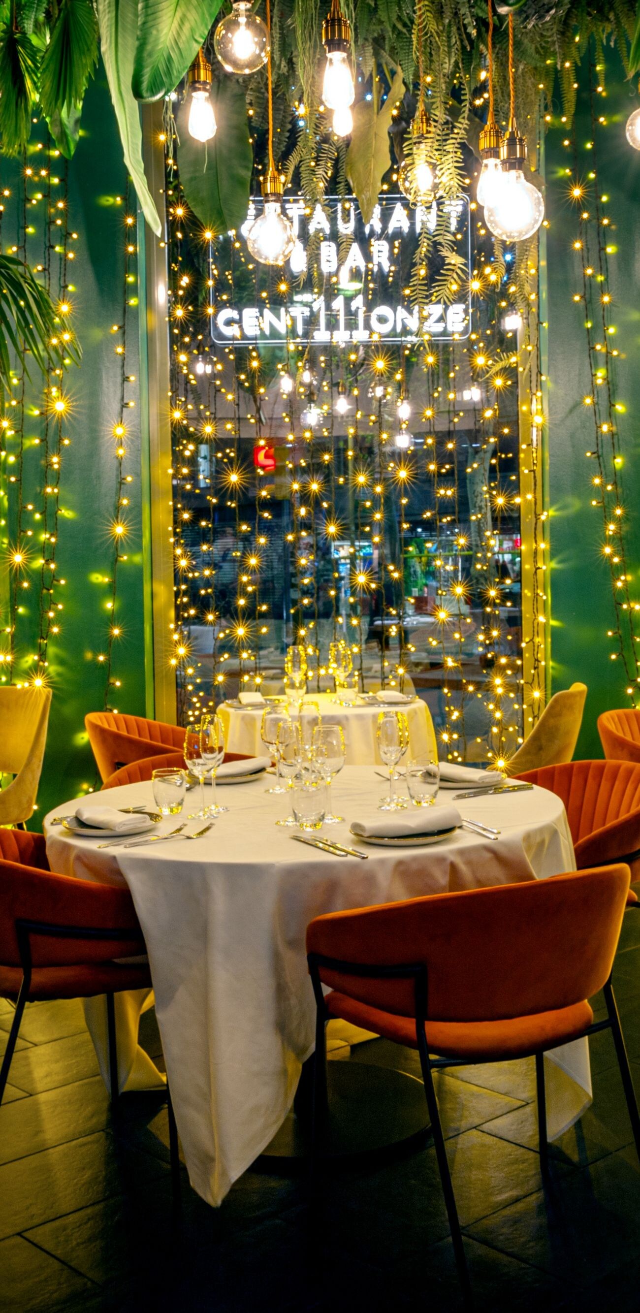 restaurant