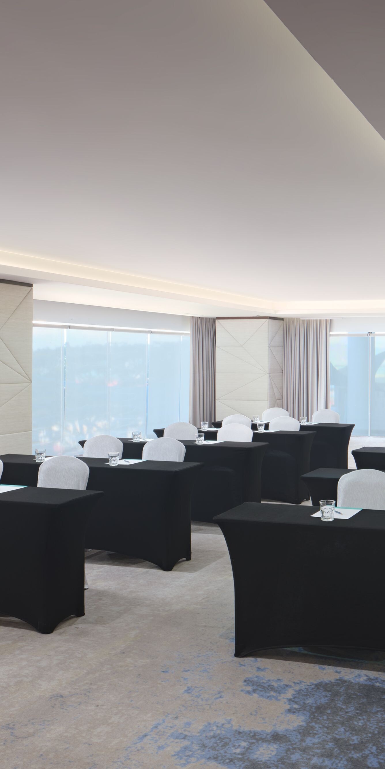 Meeting room with classroom setup and views