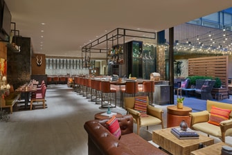 Toro Bar & Lounge
