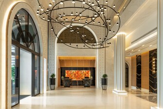 منطقة البهو في فندق لو رويال ميريديان الدوحة 