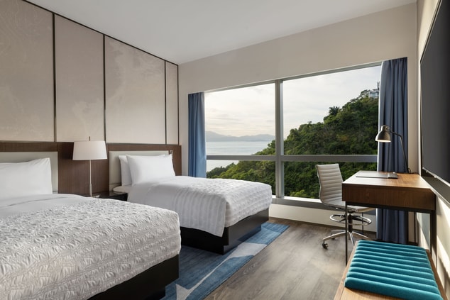 Guest room, 2 Twin beds, Oceanside view