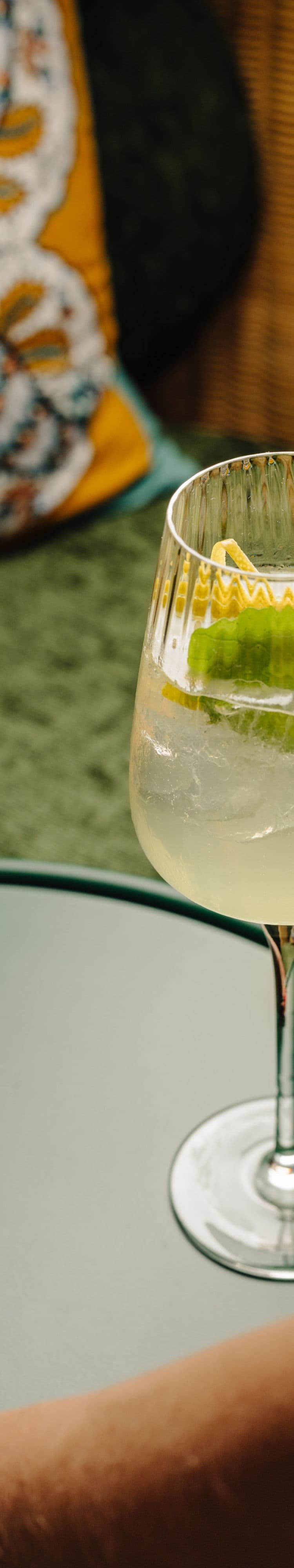 Italian cocktail with lime