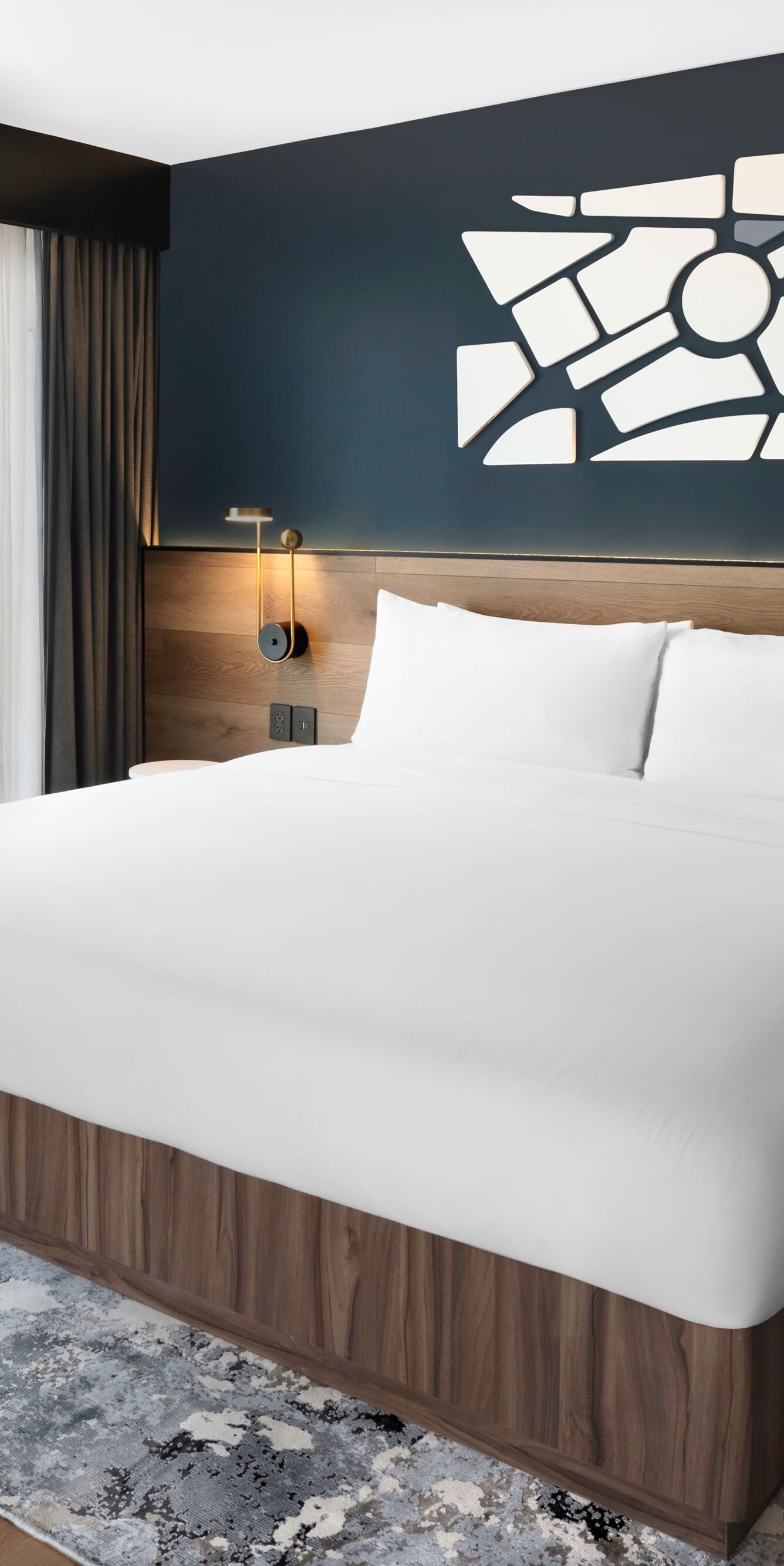 1 king, City View, modern room