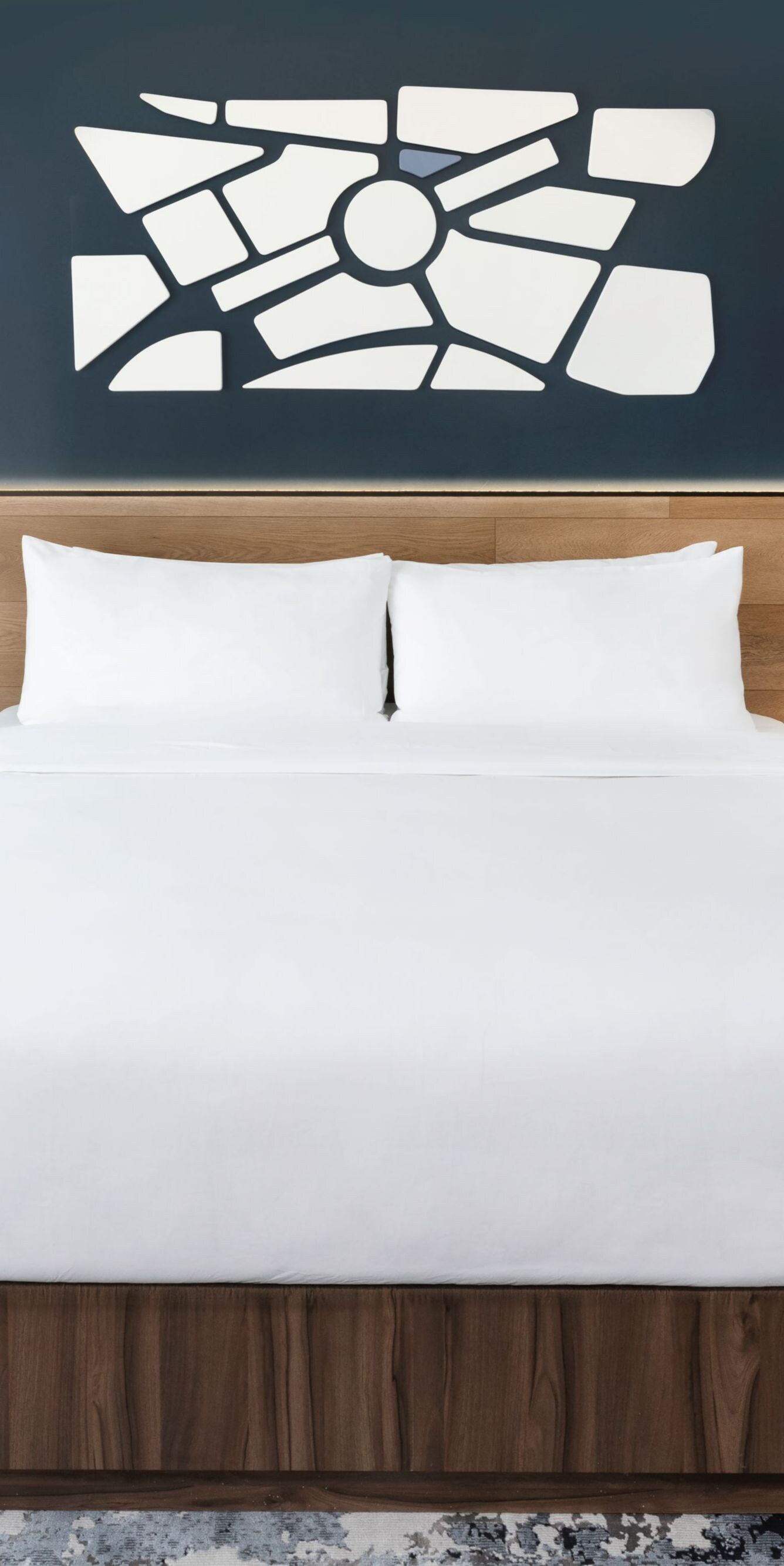 Suite bedroom with side tables and lamps