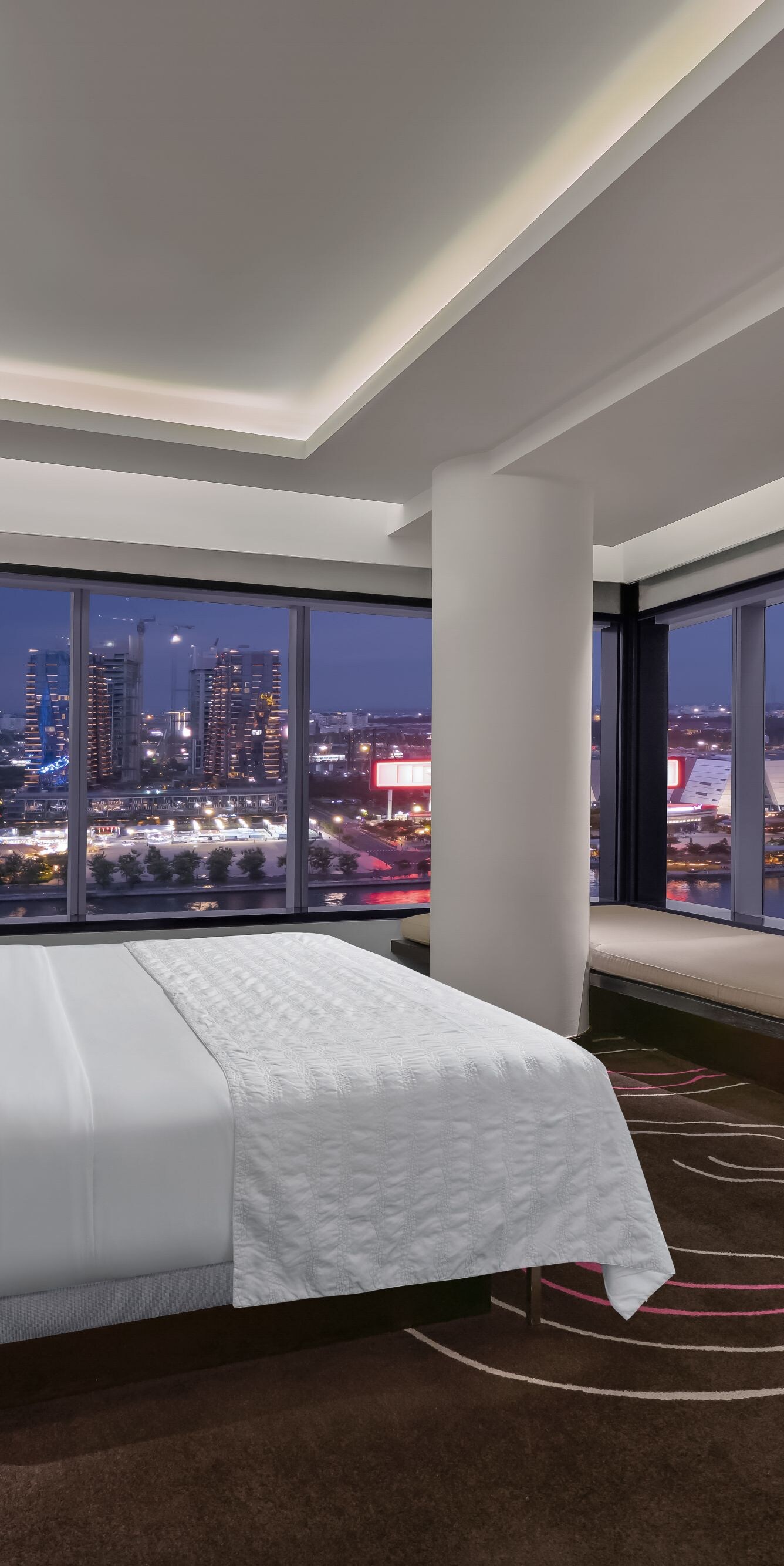 Grande Suite at night with panoramic view