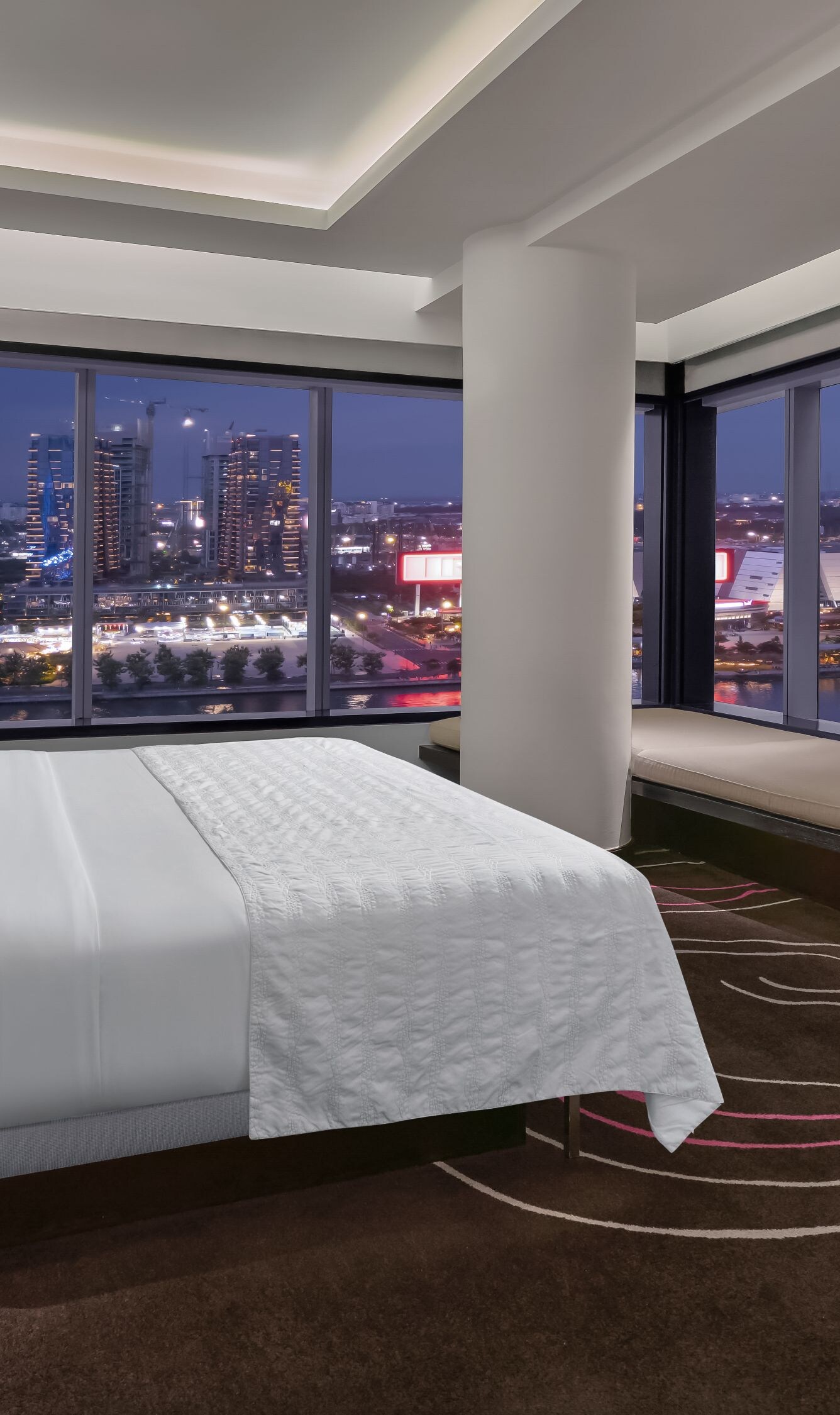 Grande Suite at night with panoramic view